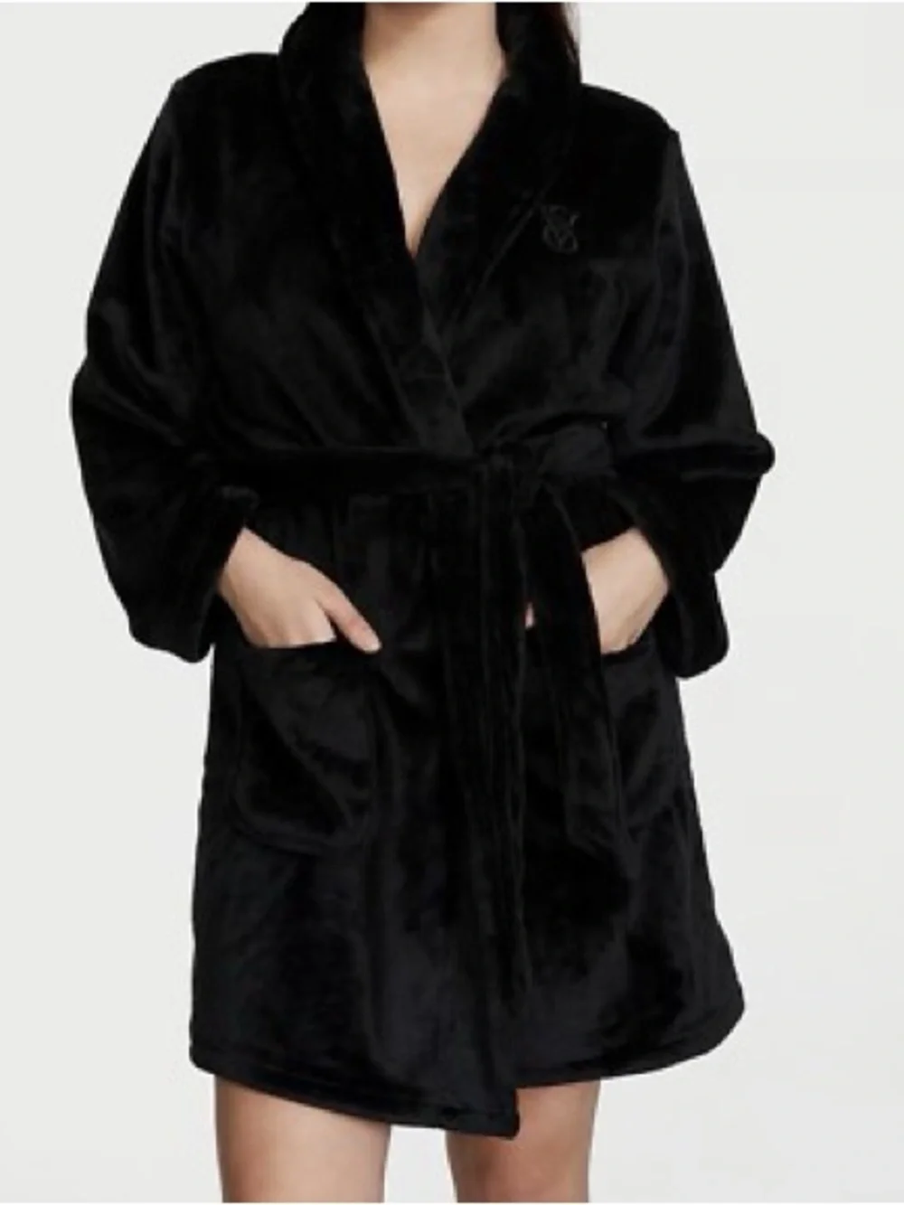 Victoria’s Secret Black Short Cozy Plush Robe Size XL/XXL